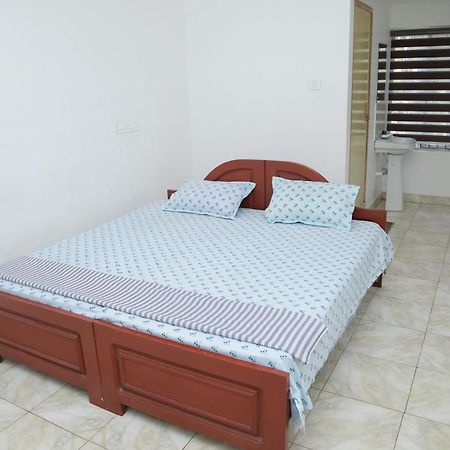 מלפורם Thekkumpuram Tourist Home מראה חיצוני תמונה