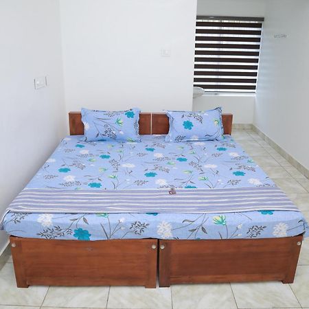מלפורם Thekkumpuram Tourist Home מראה חיצוני תמונה