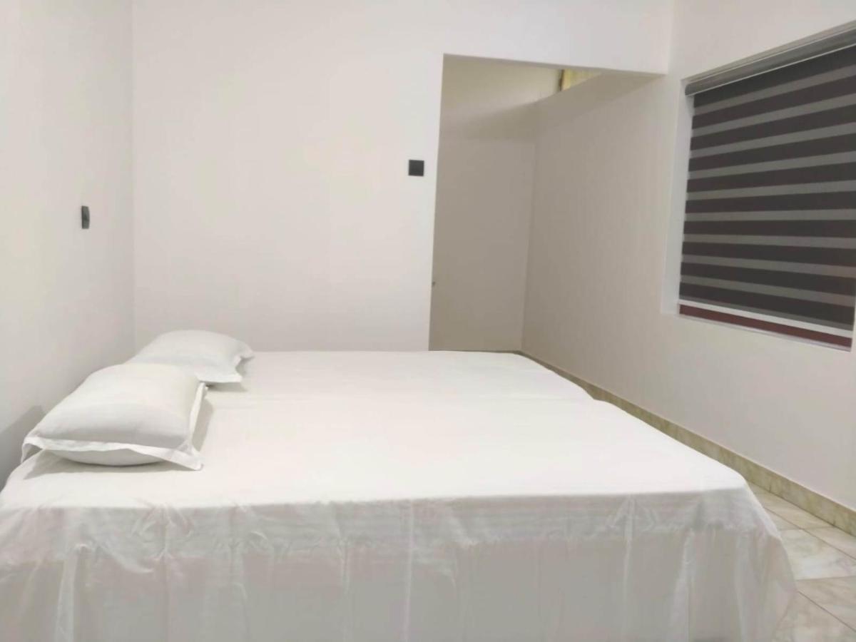 מלפורם Thekkumpuram Tourist Home מראה חיצוני תמונה