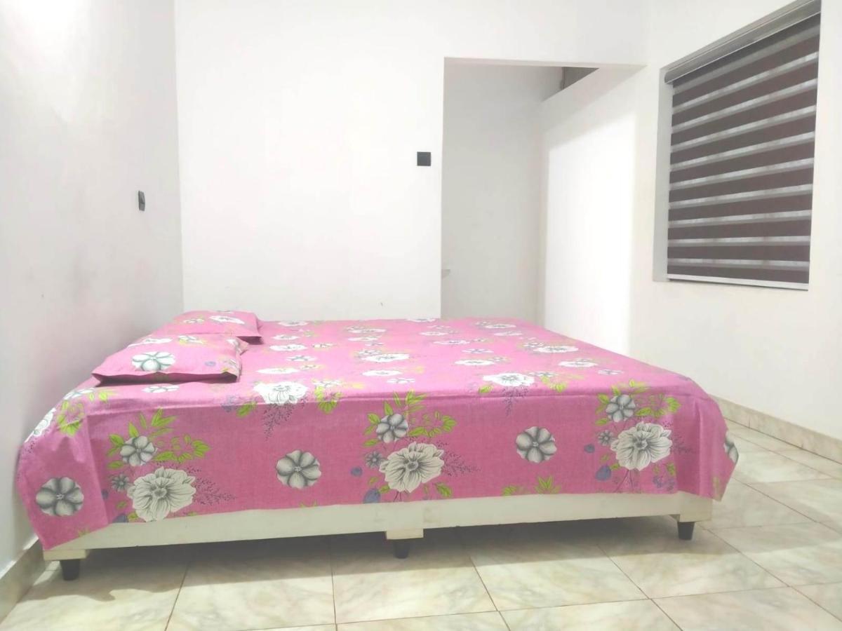 מלפורם Thekkumpuram Tourist Home מראה חיצוני תמונה