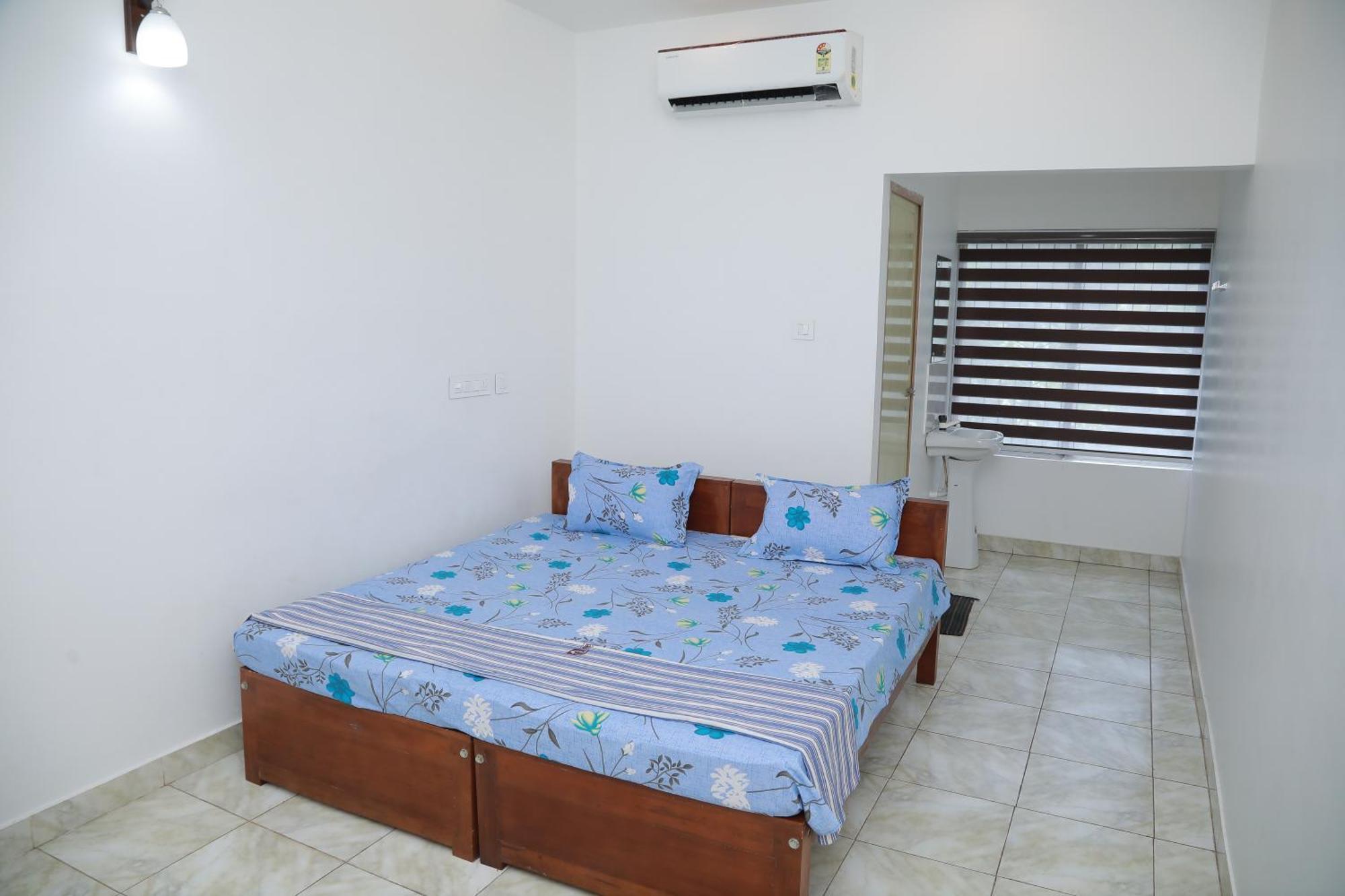 מלפורם Thekkumpuram Tourist Home מראה חיצוני תמונה