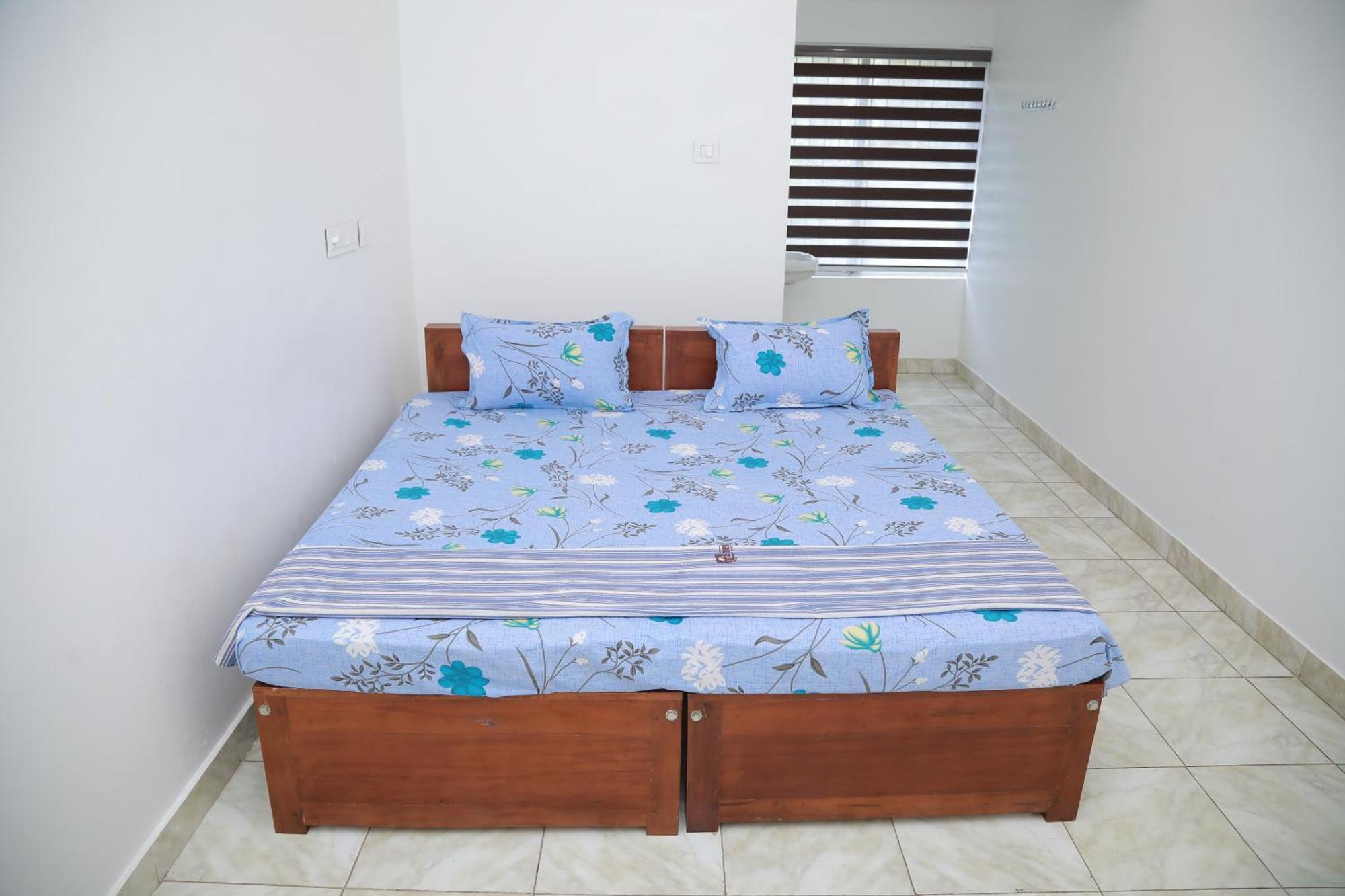 מלפורם Thekkumpuram Tourist Home מראה חיצוני תמונה